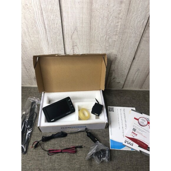 Pyle Wireless Rear View Backup Camera Monitor Kit Vehicle Parking Reverse System - Picture 4 of 5